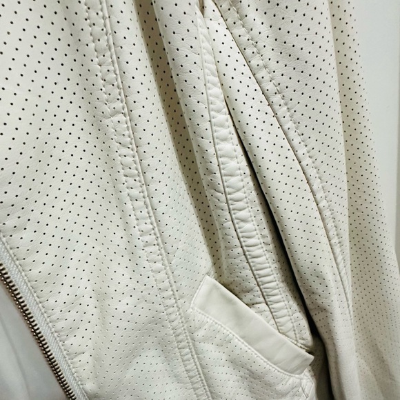White leather jacket - Picture 11 of 11